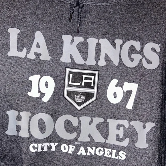 👑🏒🏟️ Los Angeles Kings NHL Hockey Marquee Stadium Hoodie 🏟️🥅🏒👑